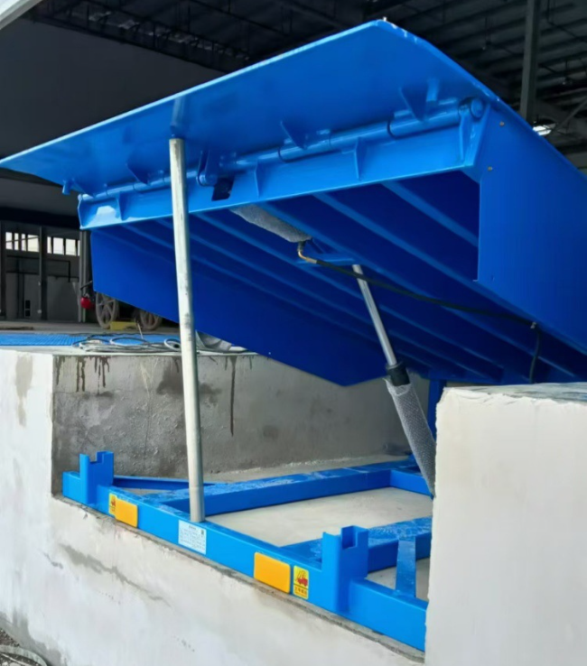 长征镇固定式登车桥